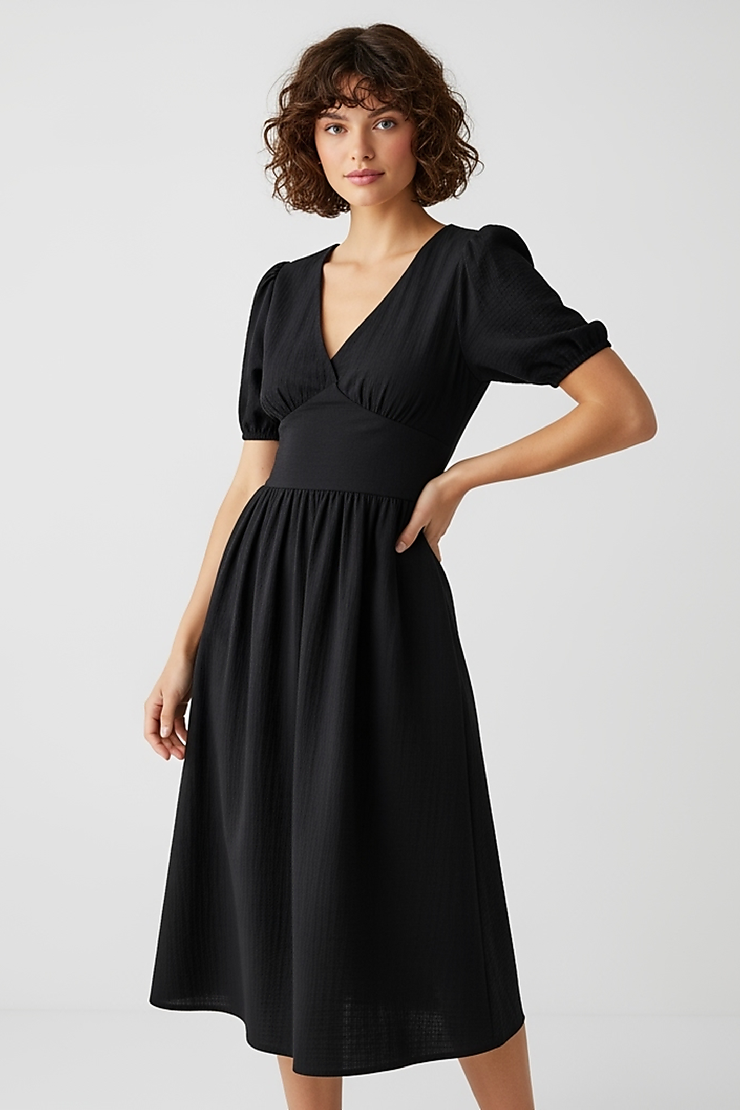 Tropical Halter Neck Maxi Dress - Thorne & Ivy