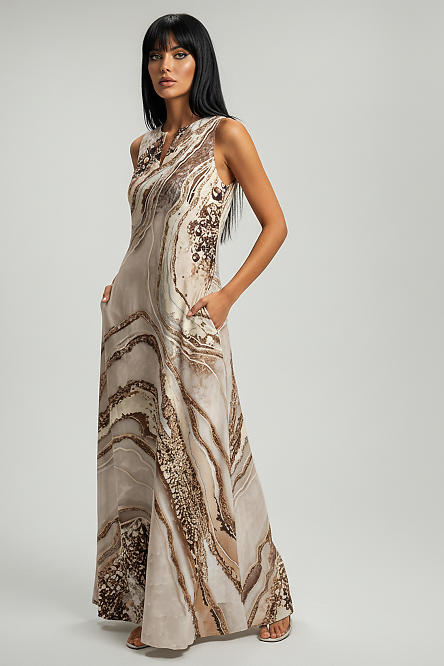 Sleeveless V-neck Printed Dress - Thorne & Ivy