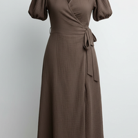 Floral print midi dress, fabric detail.