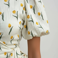 Floral print midi dress, fabric detail.