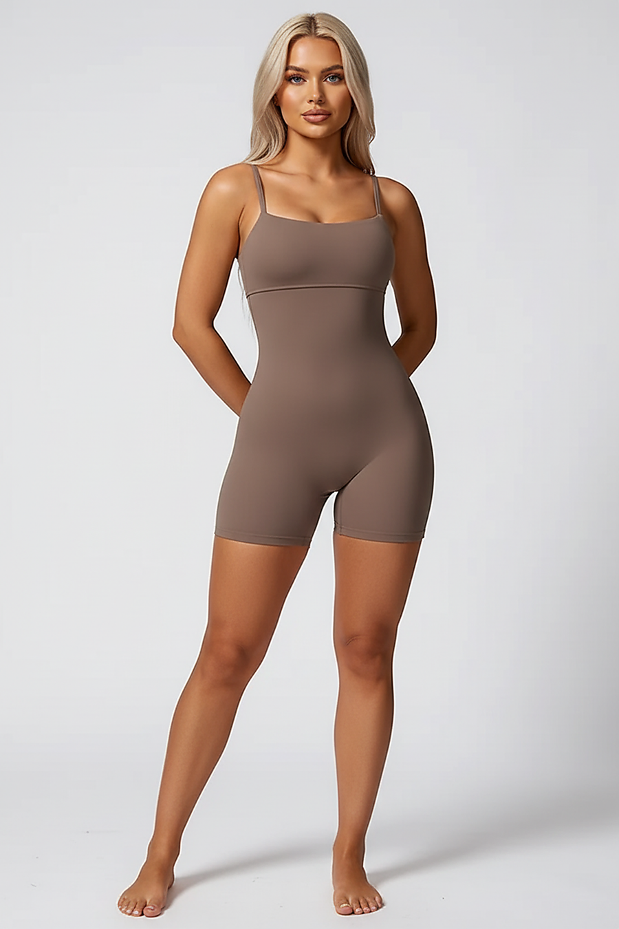 V-back top, front view on model.