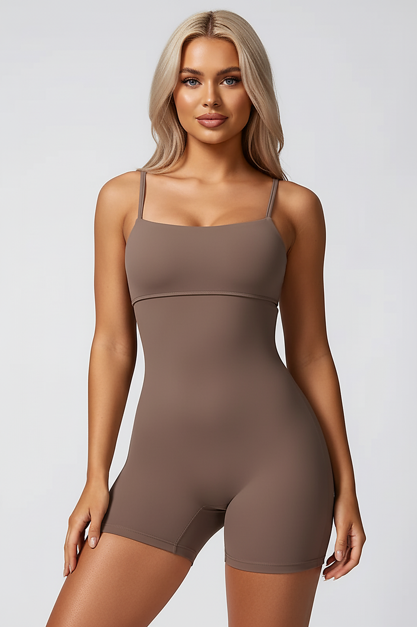 V-back top, front view on model.