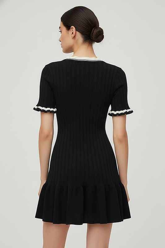 Knitted mini dress, fabric detail.